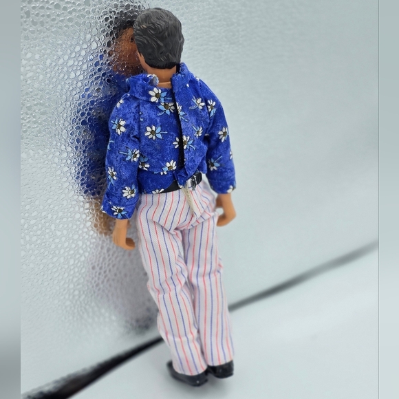 The Brady Bunch Greg Brady Limited Edition Poseable Figure Doll - Picture 6 of 10